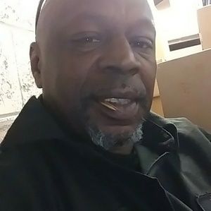 Meet your Posher, Derek